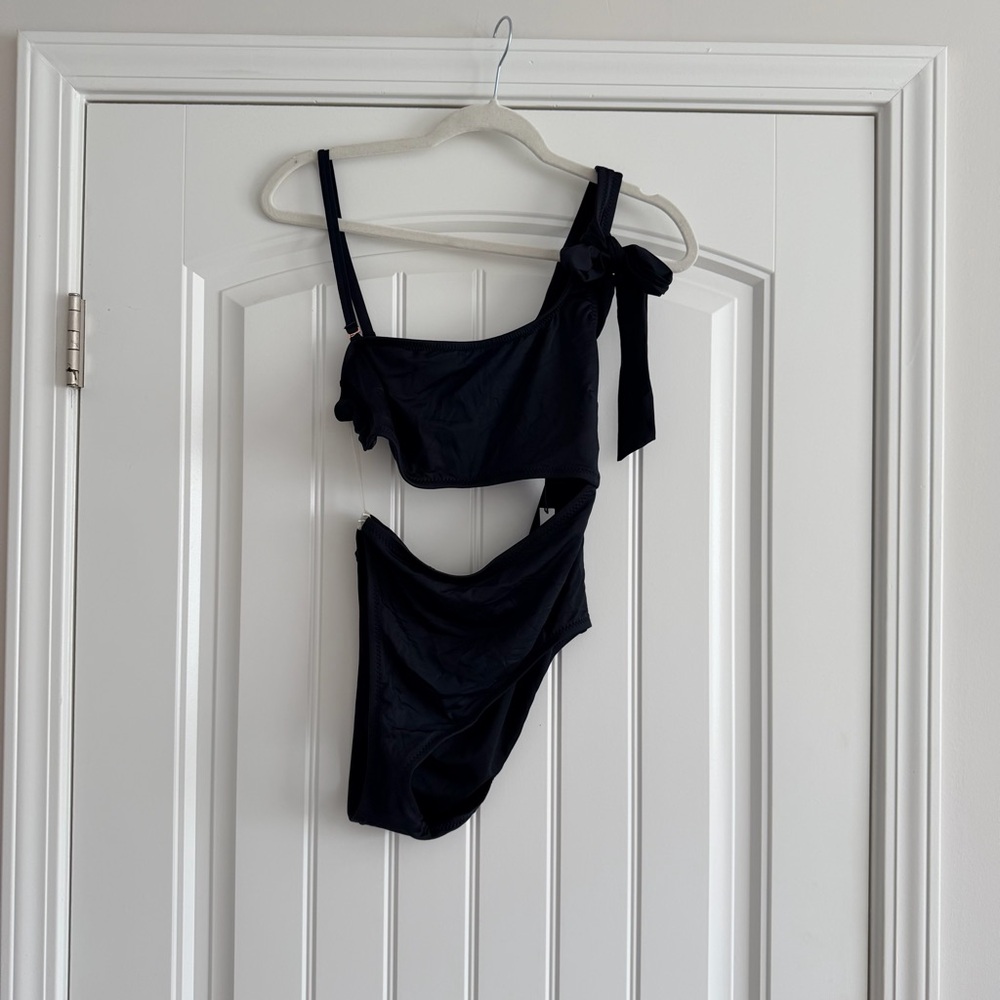 NWT! Black Cutout One-Piece Swimsuit